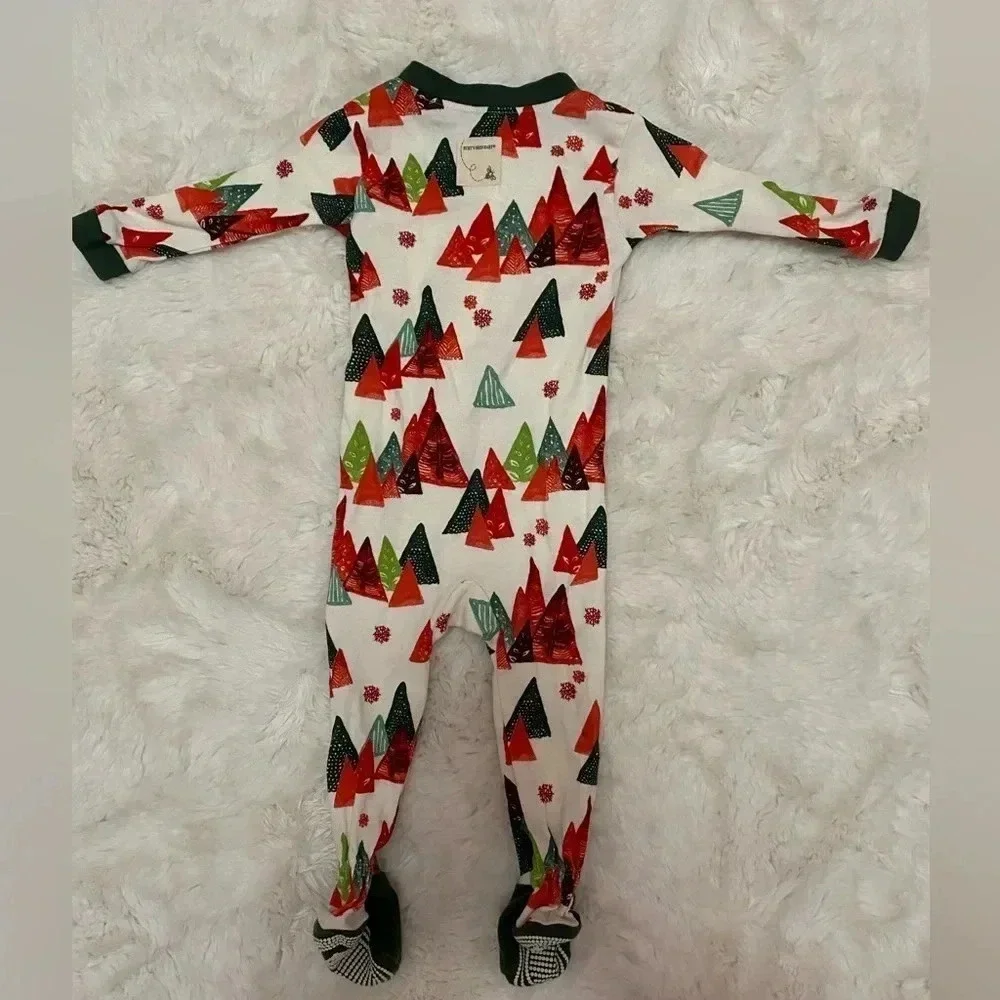 Burt’s Bees Baby Holiday Pajamas unisex, size 3-6 months